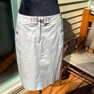 Nice knee length WHBM skirt NWT 🌷🌷🌷